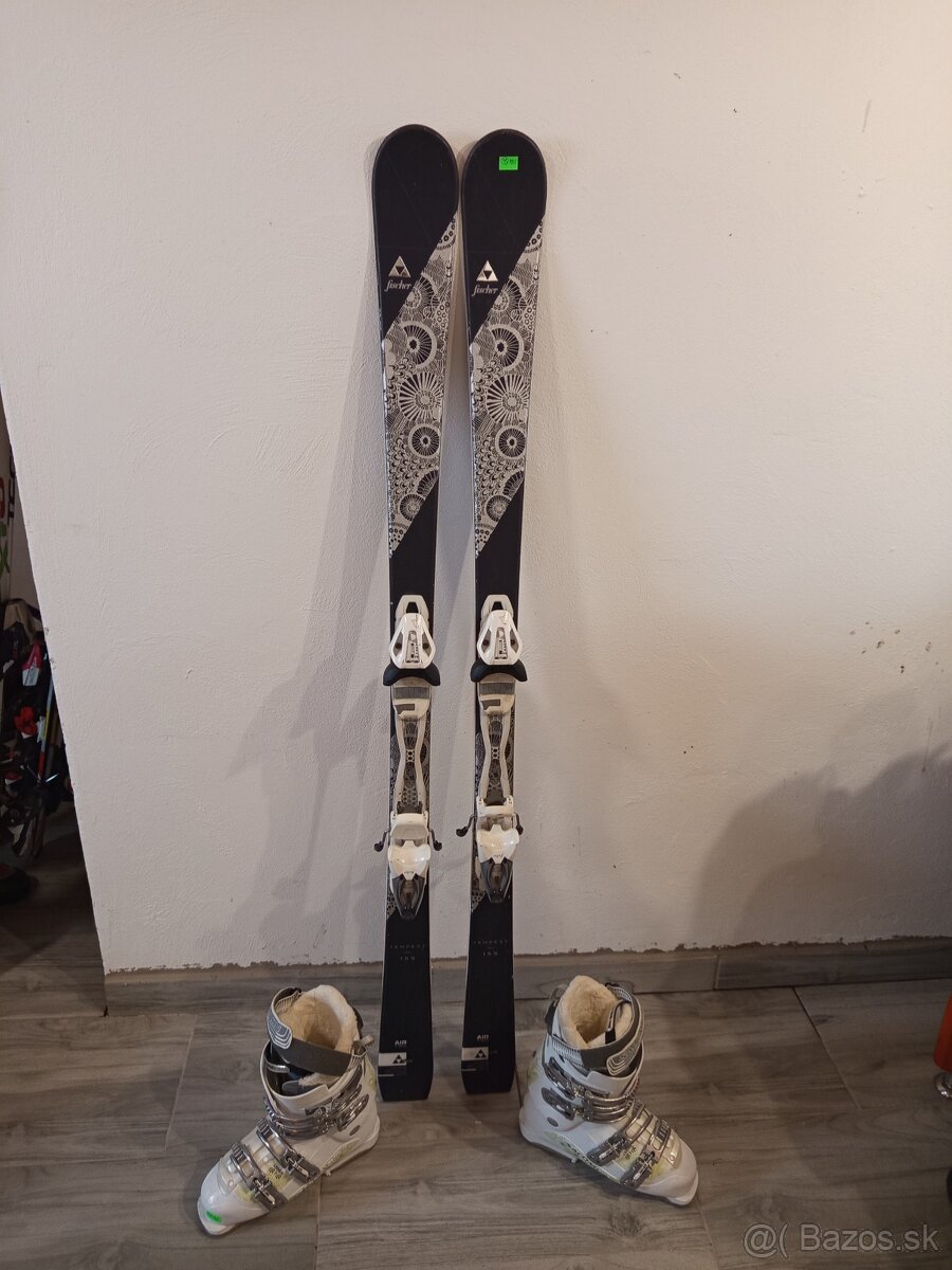 predám dámske lyže fischer tenpest