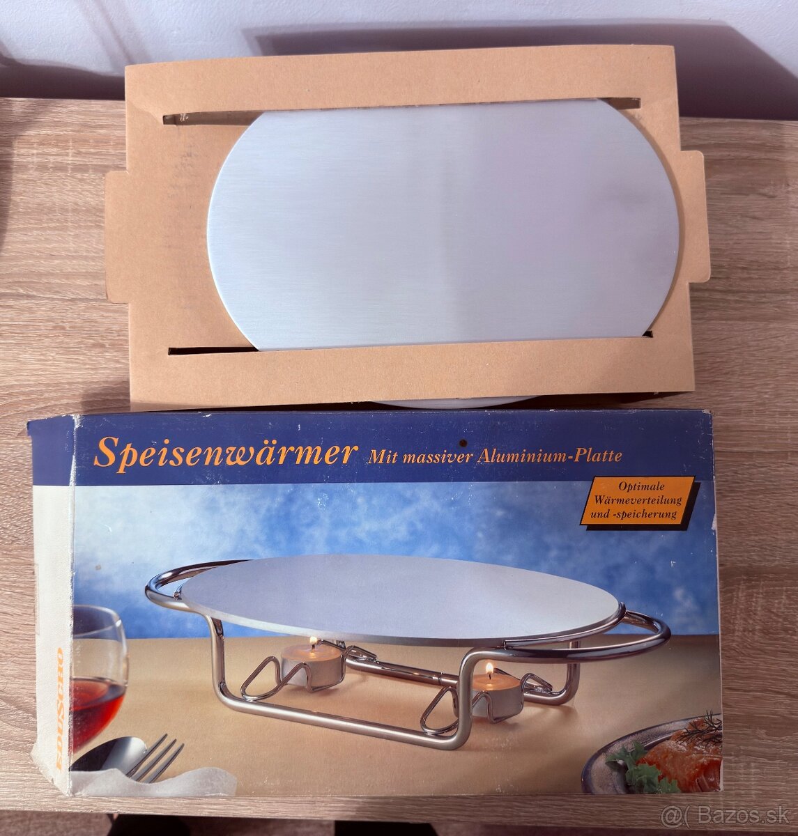 Vyhrievatelny servirovaci podnos