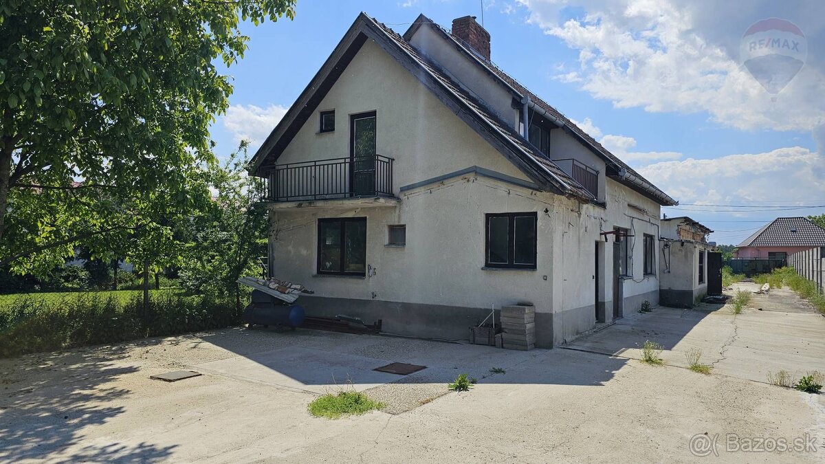 Výrobná hala s bývaním v obci Topoľnica. "REZERVOVANÉ"