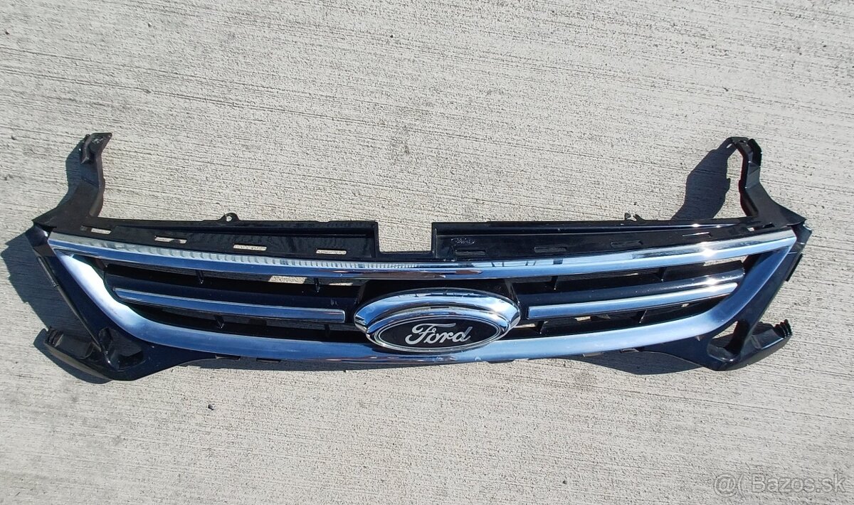 Ford mondeo-predná maska