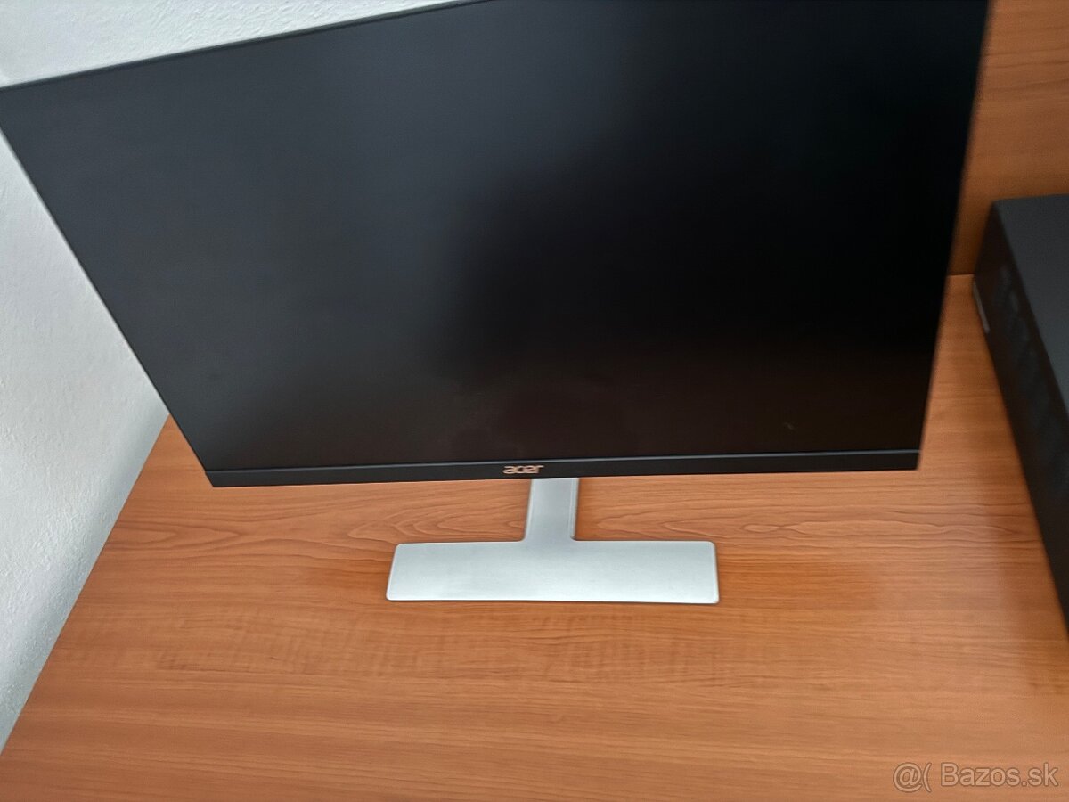 Acer LCD monitor RT240Y
