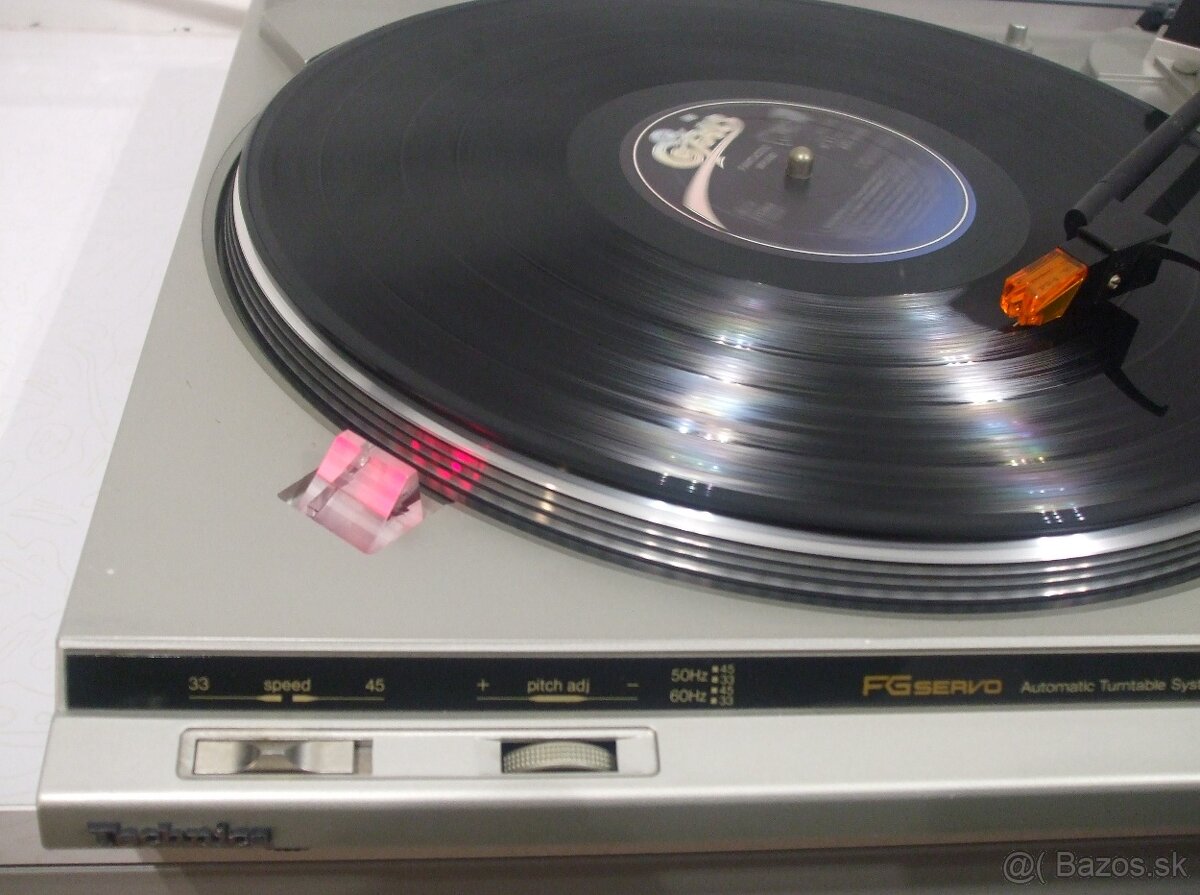 GRAMOFON poloautomat TECHNICS, stroboskop, FG SERVO = Japan