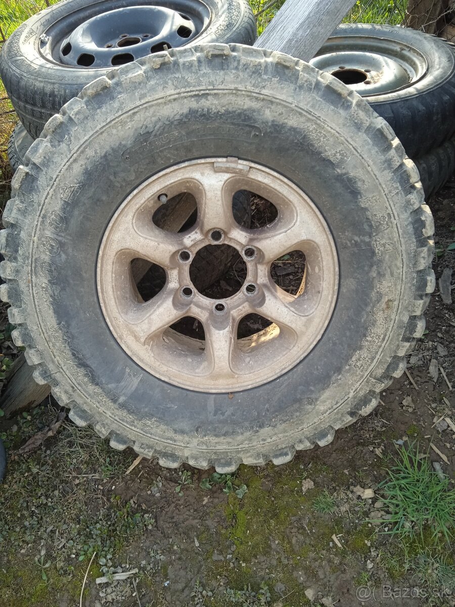 6x139.7 Mitsubishi Pajero