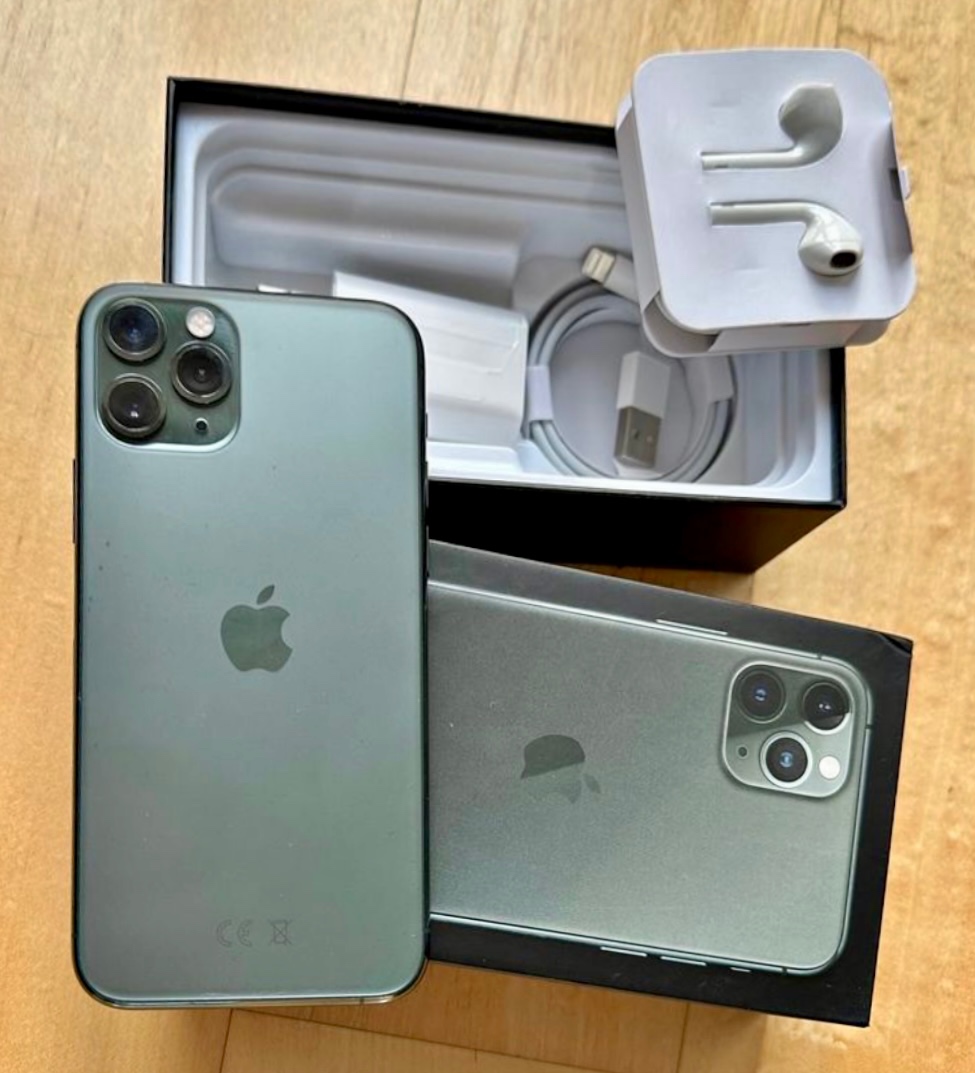 iPhone 11 Pro Midnight Green BATERIE 100% TOP