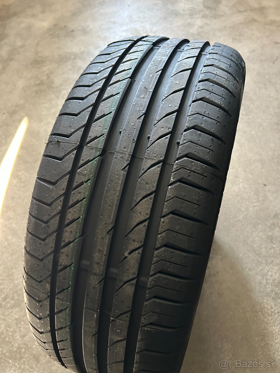 Pneumatika Continental 225/45R18