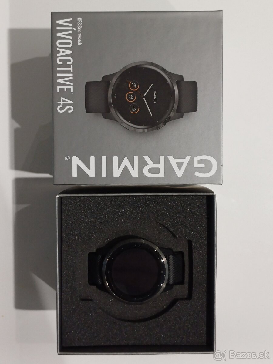 Garmin Vivoactive 4S čierna
