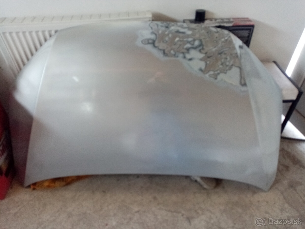 predam kapotu a blatnik seat alhambra 7n za simbolicku cena