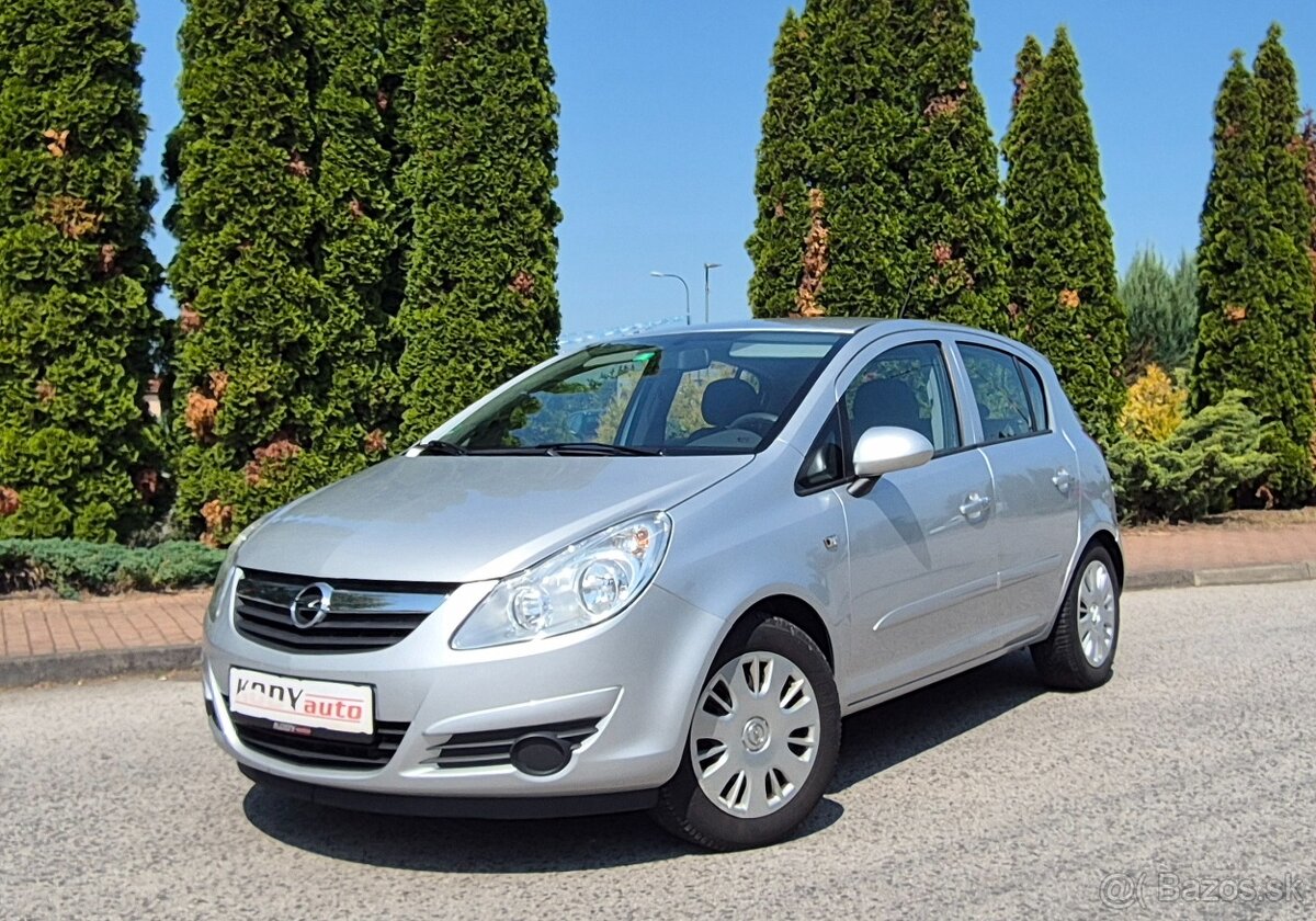 Opel Corsa 1.2 benzín automat