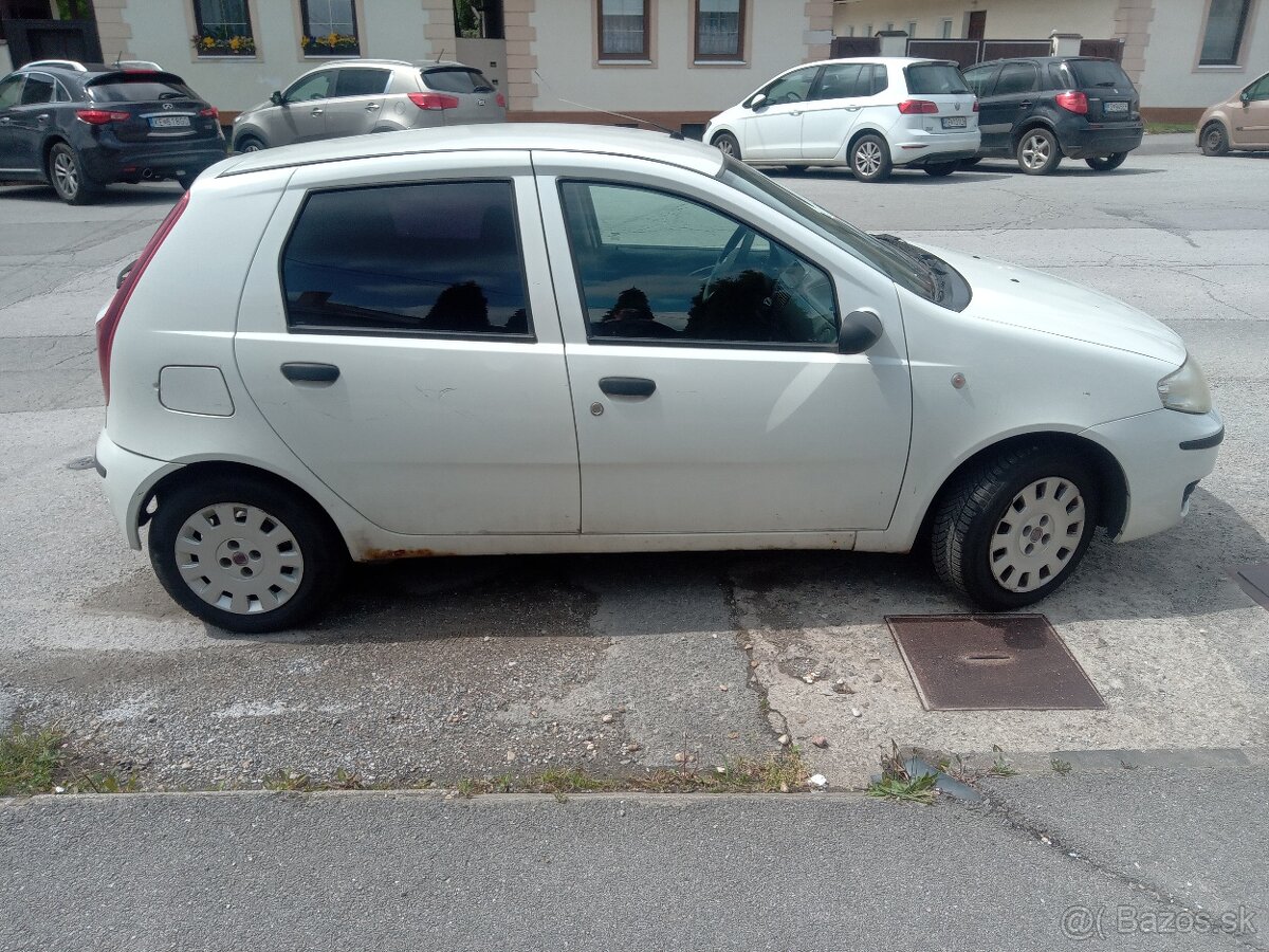 FIAT Punto, 2009, 1,2 benzín 44 kW