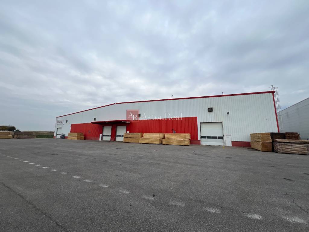 Moderná výrobná hala na prenájom o rozlohe 5.400m² v okrese