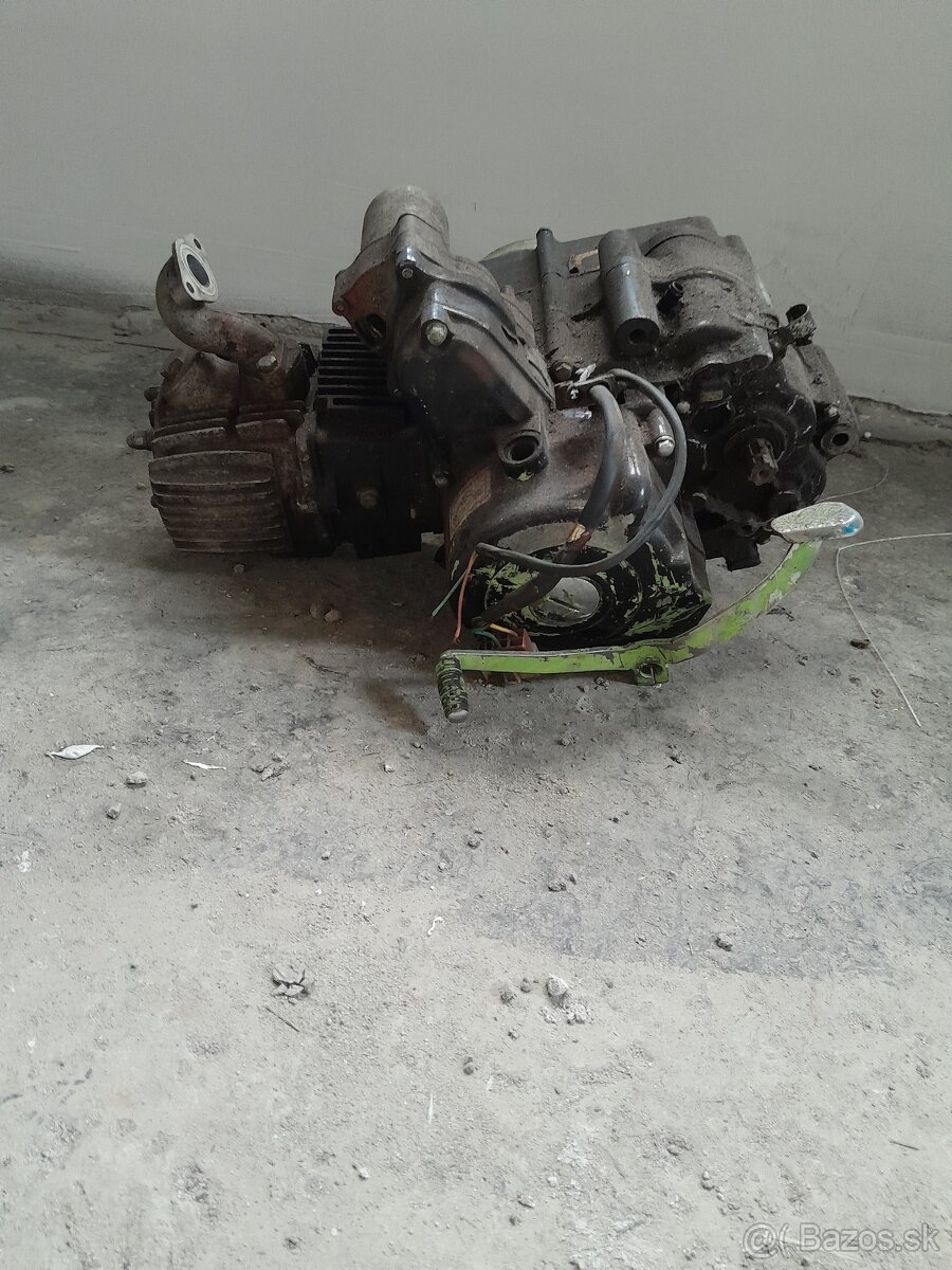 Motor