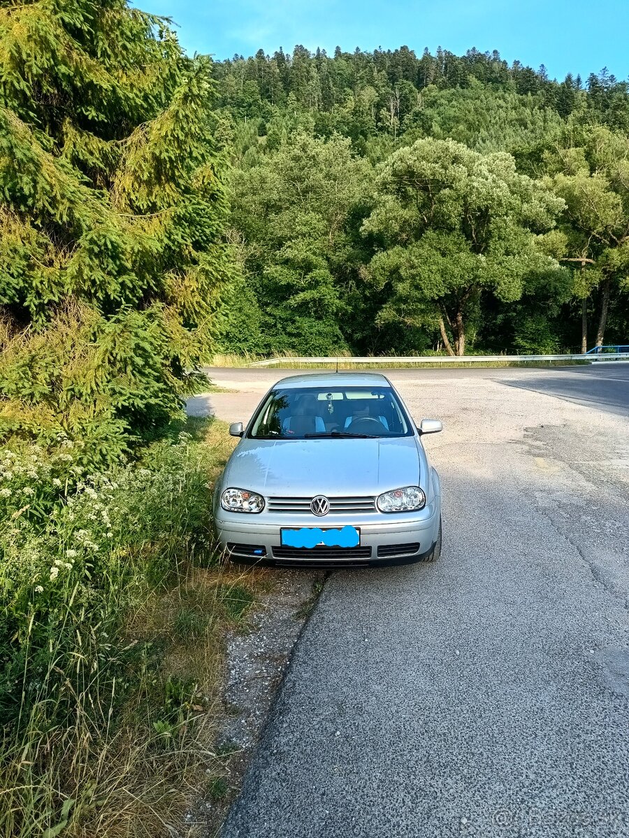 Golf 4