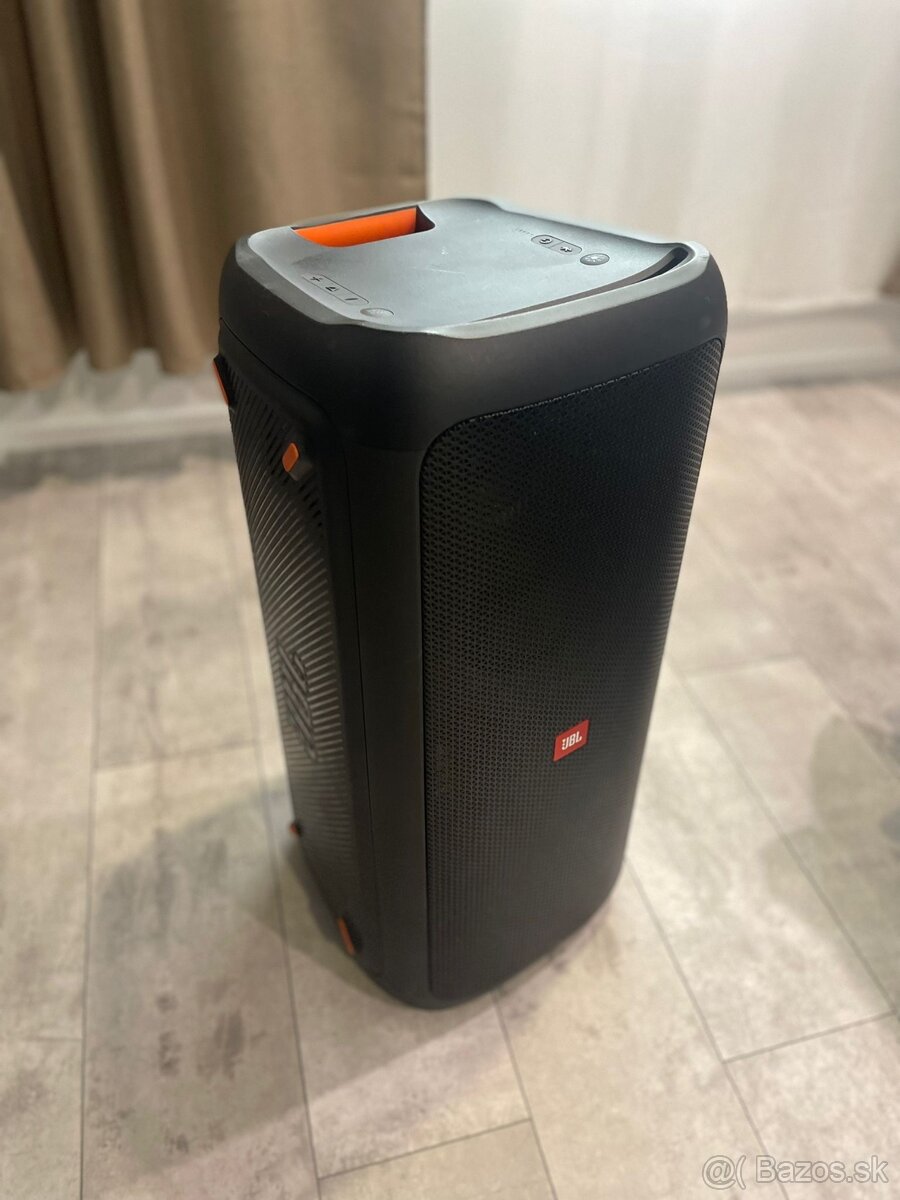 Predám reproduktor JBL PARTY BOX 300