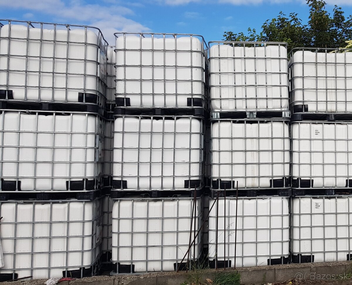 IBC kontajner1000Lplastovanadrz redukcia kubik sud kada 8