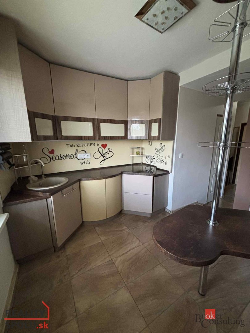 Dvojizbový byt na prenájom