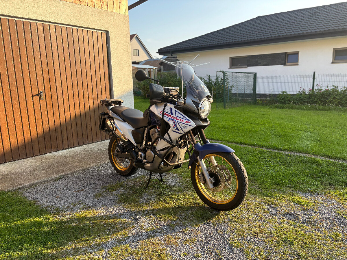Honda XL700V Transalp