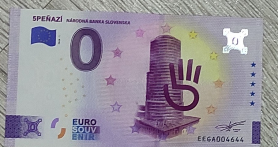 0 eur bankovka Národnej banky Slovenska - 5 peňazí.