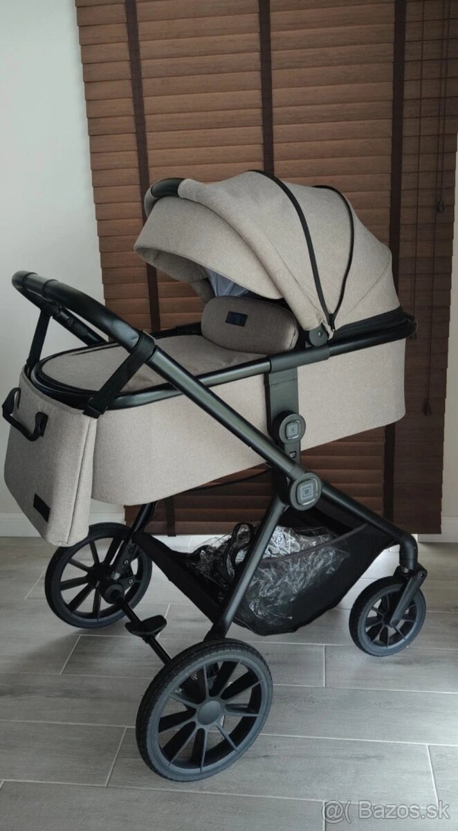 Kočik Moon clicc 2v1