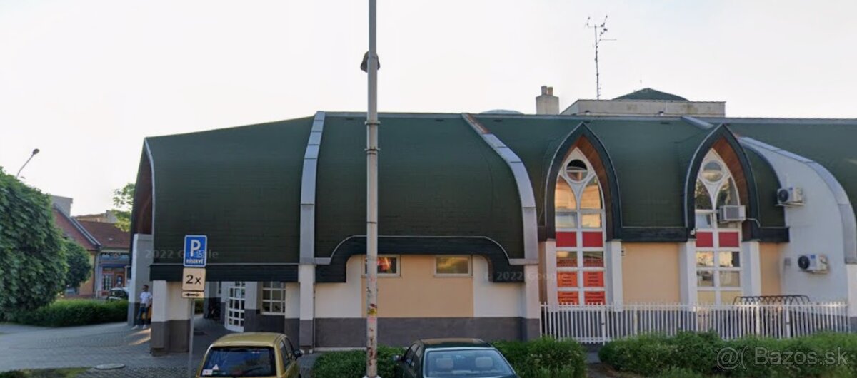 predaj OBCHODNÝ PRIESTOR v nákupnom centre Komárno