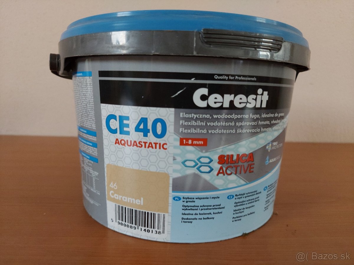 Škárovacia hmota CERESIT CE 40 Aquastatic 2 kg