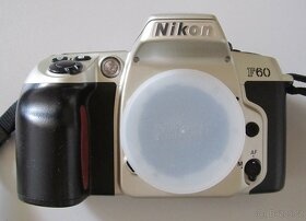 Nikon F-60 AF zrcadlovka kinofilm-TOP stav