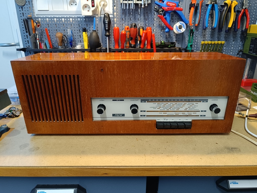Radio Tesla Lyra
