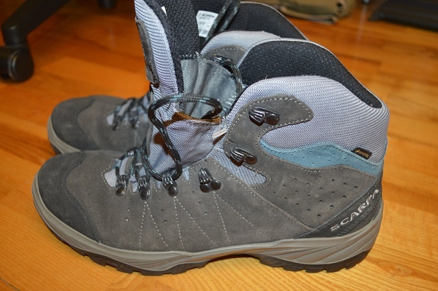 predam turisticke topanky SCARPA