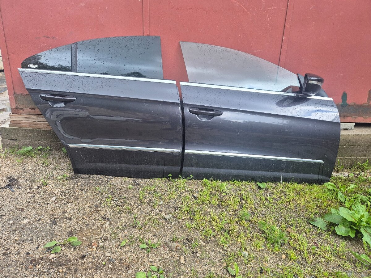Predám dvere na Volkswagen Passat CC- BEZ HRDZE -