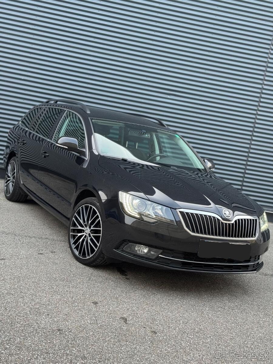 Superb Combi 2.0 TDI 103KW DSG