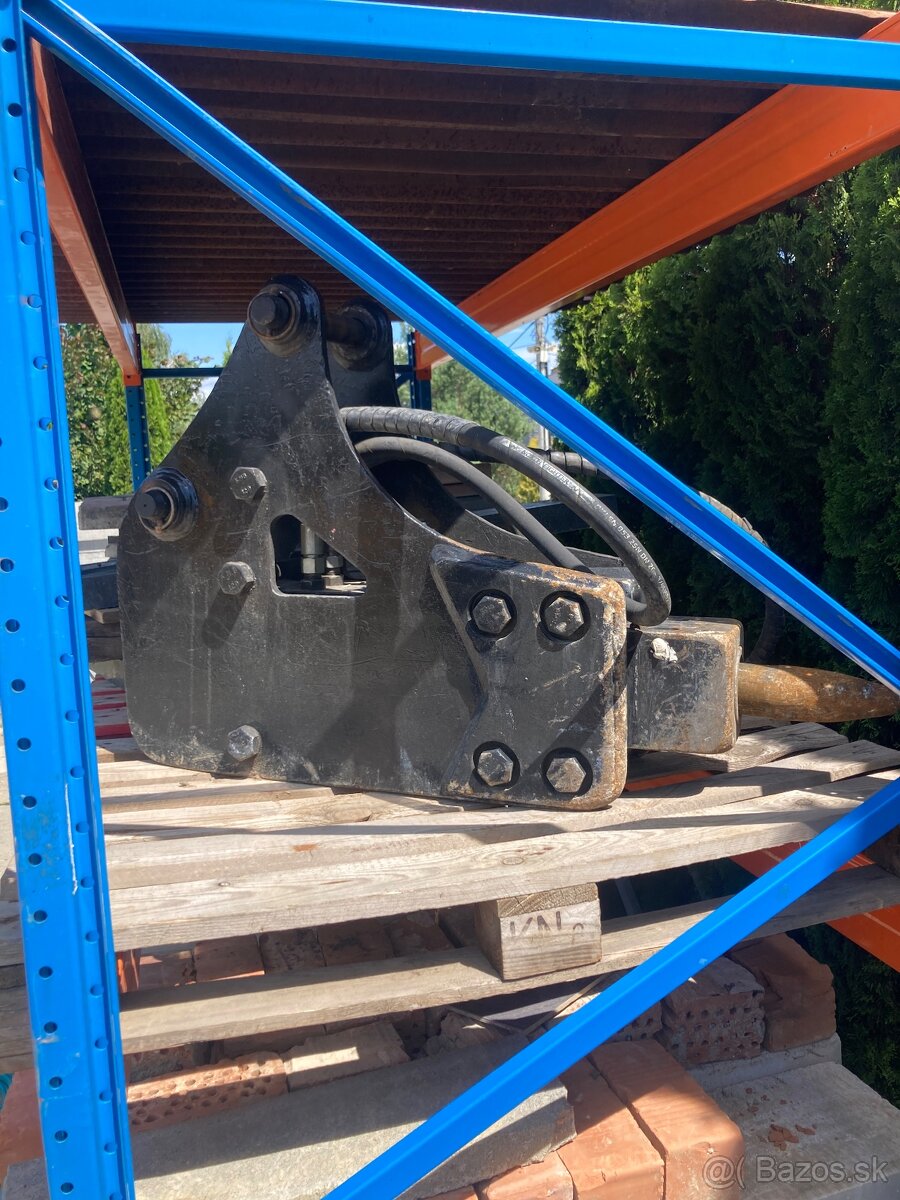 jcb kladivo