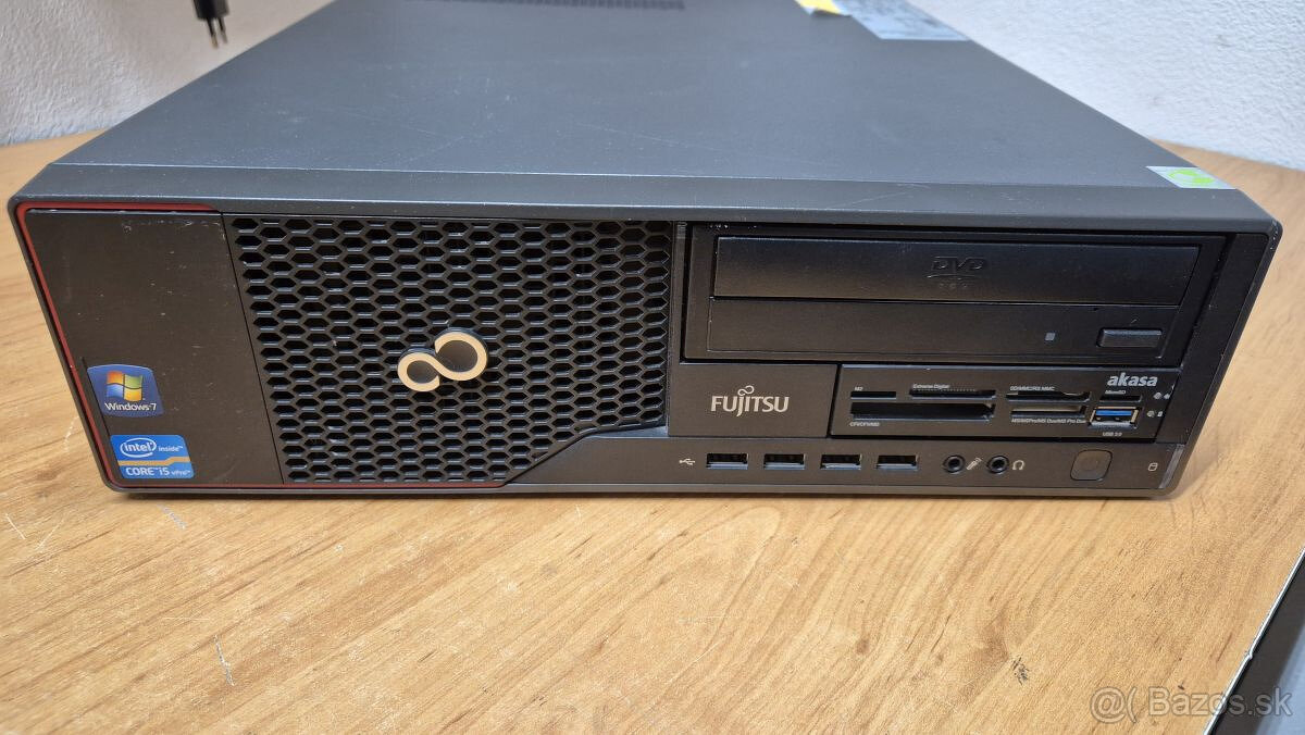 Fujitsu Esprimo E910