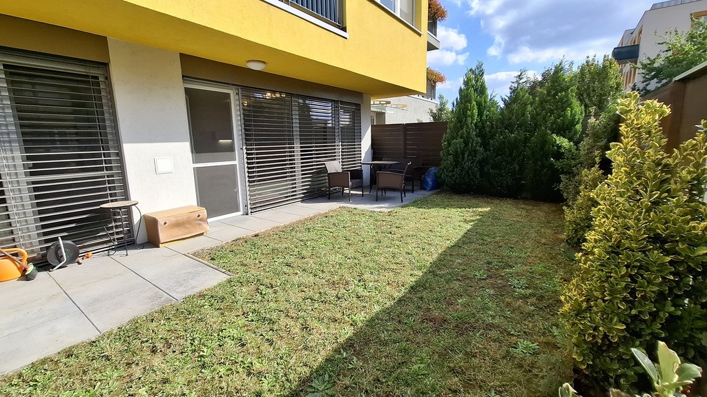 Pekný 2 izbový byt 58m2 so záhradou 50m2, Devínsky Dvor