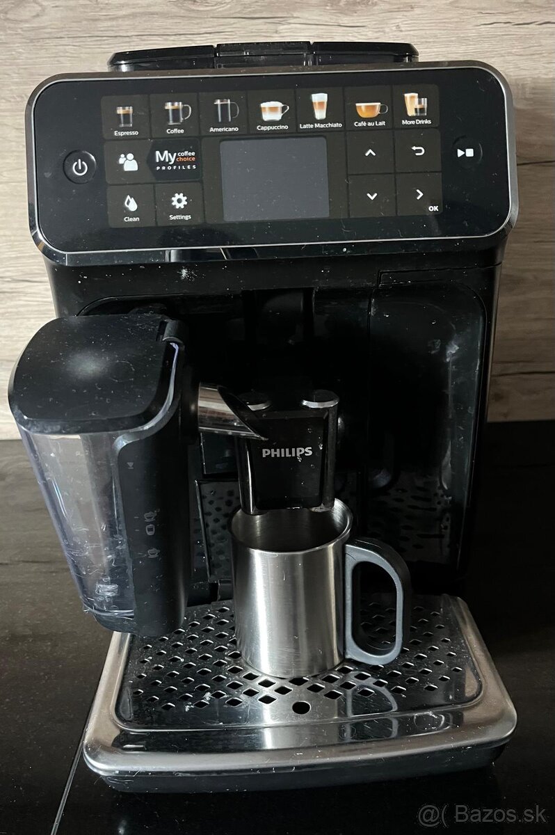 Philips EP 3347-90 plne automatický kávovar