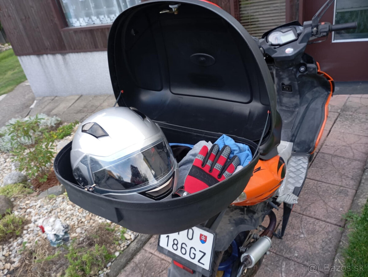 Predám skúter Aprilia SR50