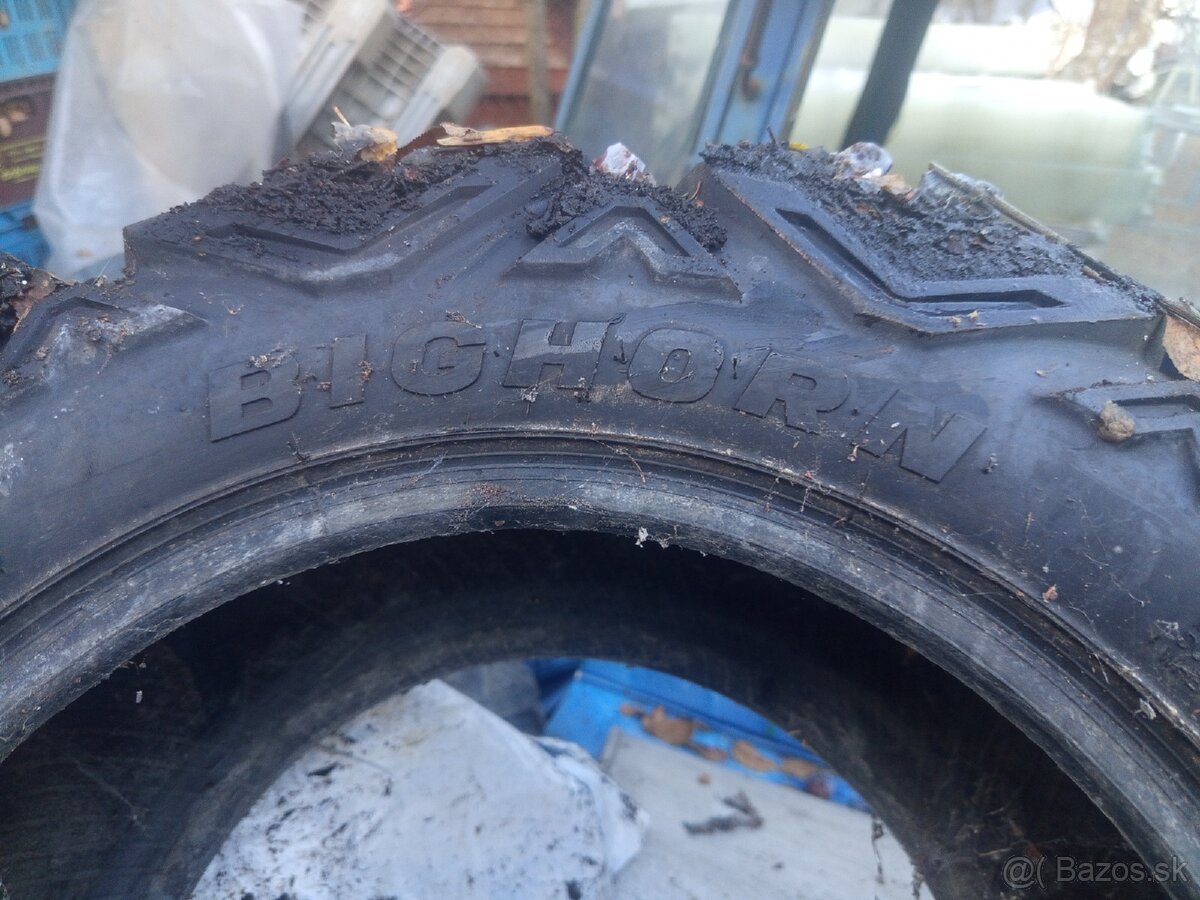 Predám pneumatiky na štvorkolku AT26x10-14