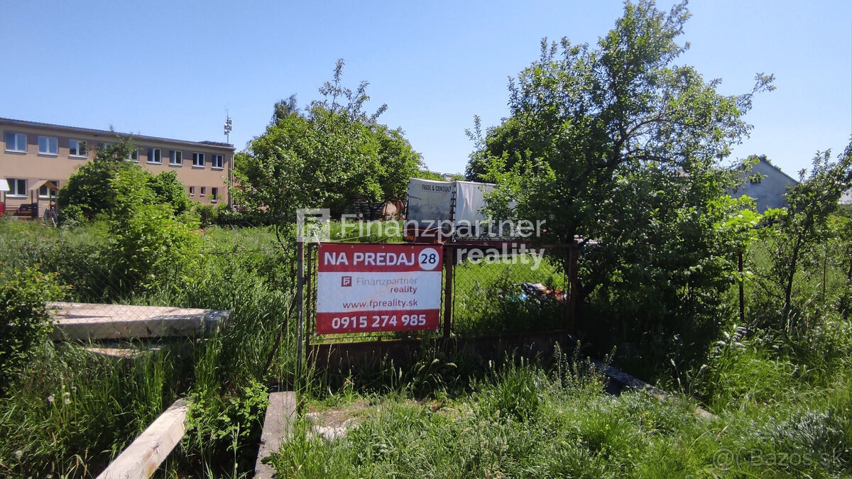 Znížená cena Exkluzívne na predaj stavebný pozemok v obci I