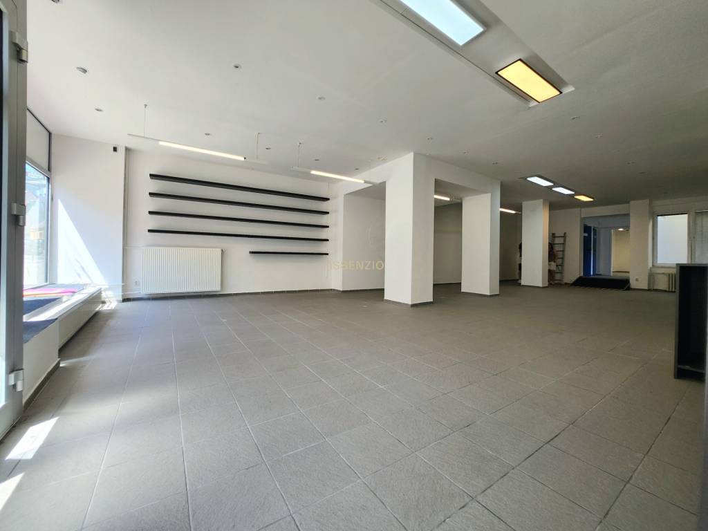 ASSENZIO - PRENÁJOM - NEBYTOVÝ PRIESTOR / GASTRO- VYSOKÁ - S