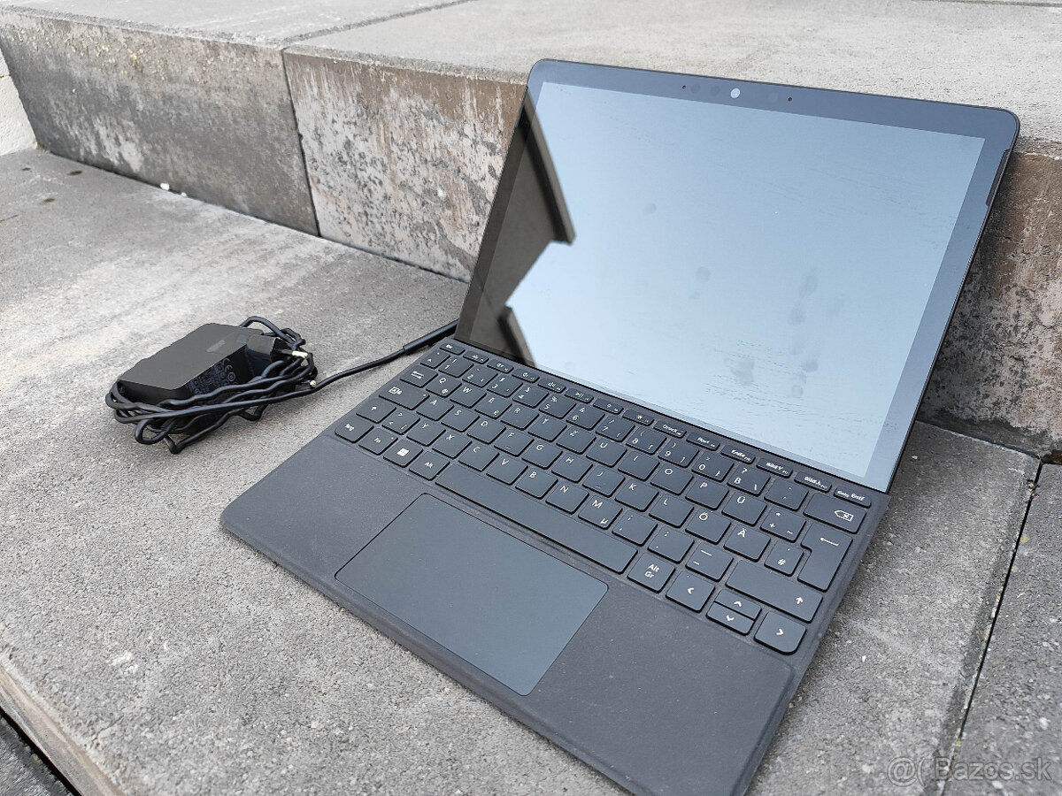Microsoft Surface GO 3