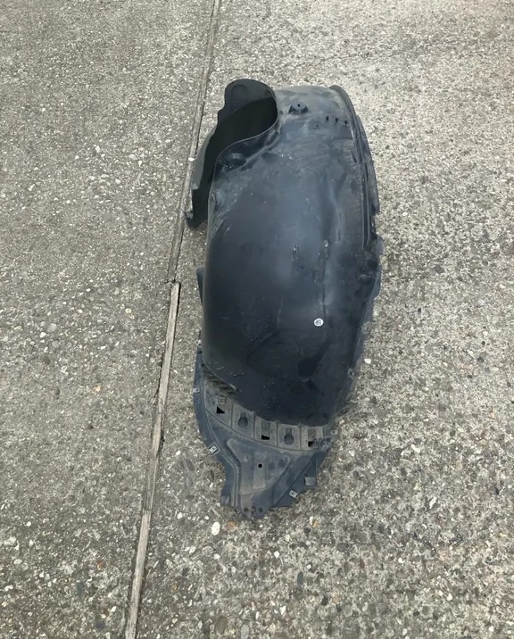 podbeh kola predni levy skoda octavia IV 4