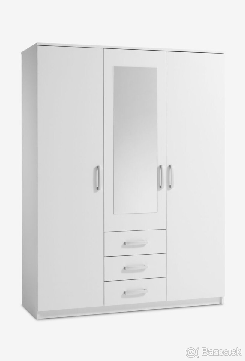 Šatníková skriňa