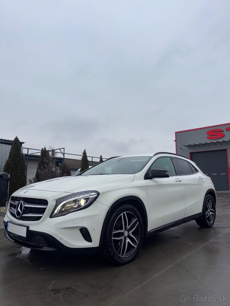 Mercedes-Benz GLA