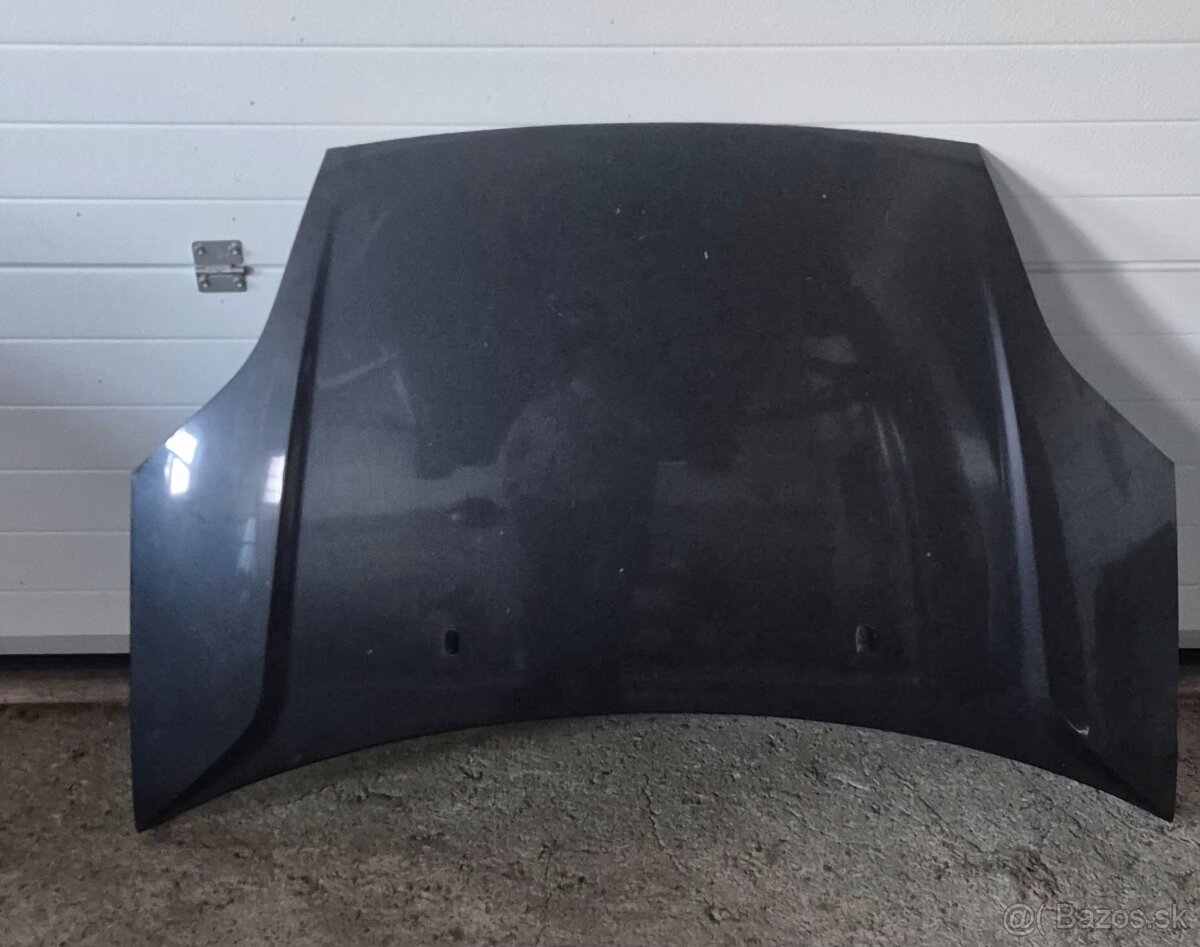 Predám prednú kapotu Ford Fiesta 2002-2008