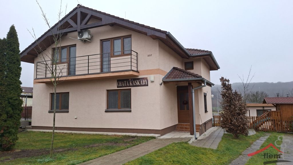 House for sale · 1126 m² · Nové Zámky — 420 000 €