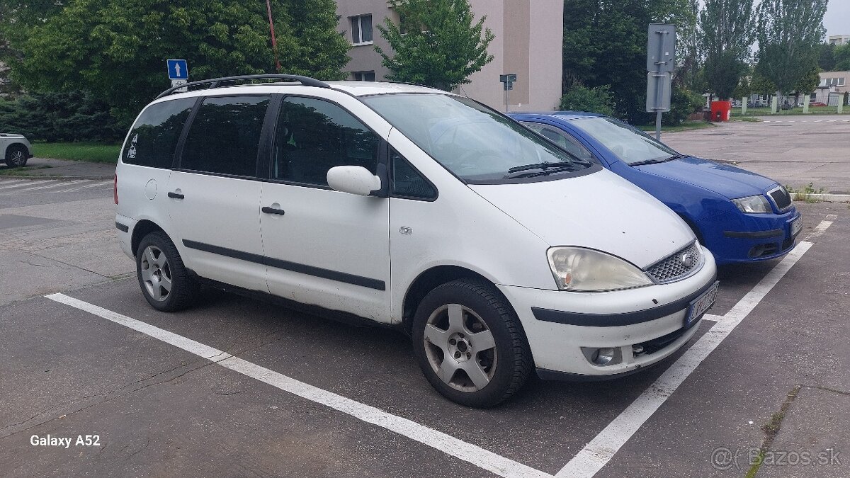 Ford Galaxy 7 miestne