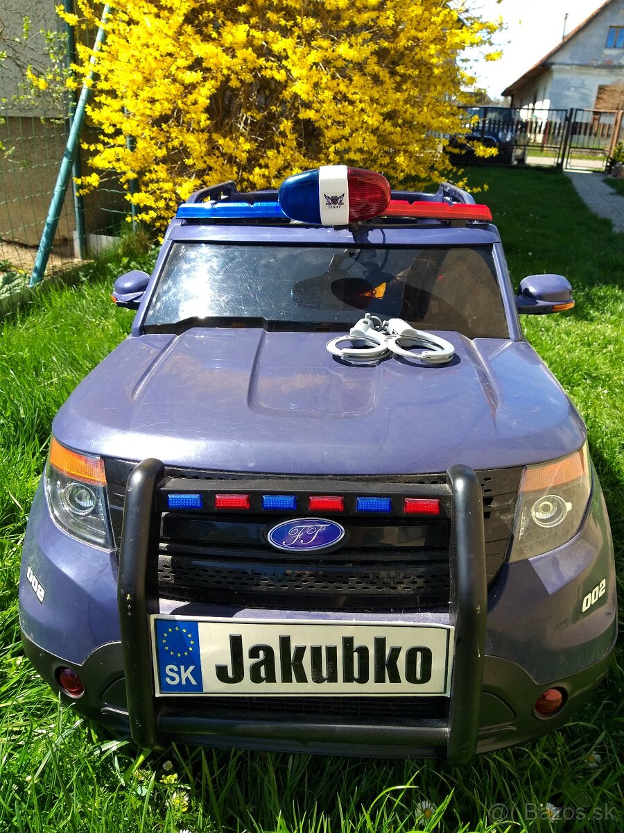 Elektrické policajné autíčko