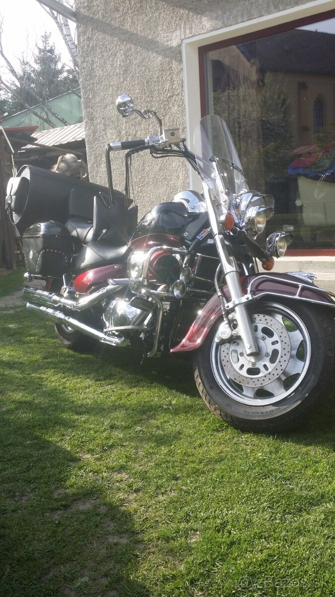 Suzuki 1500