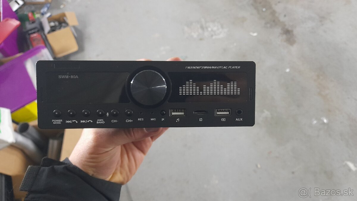 Retro radio