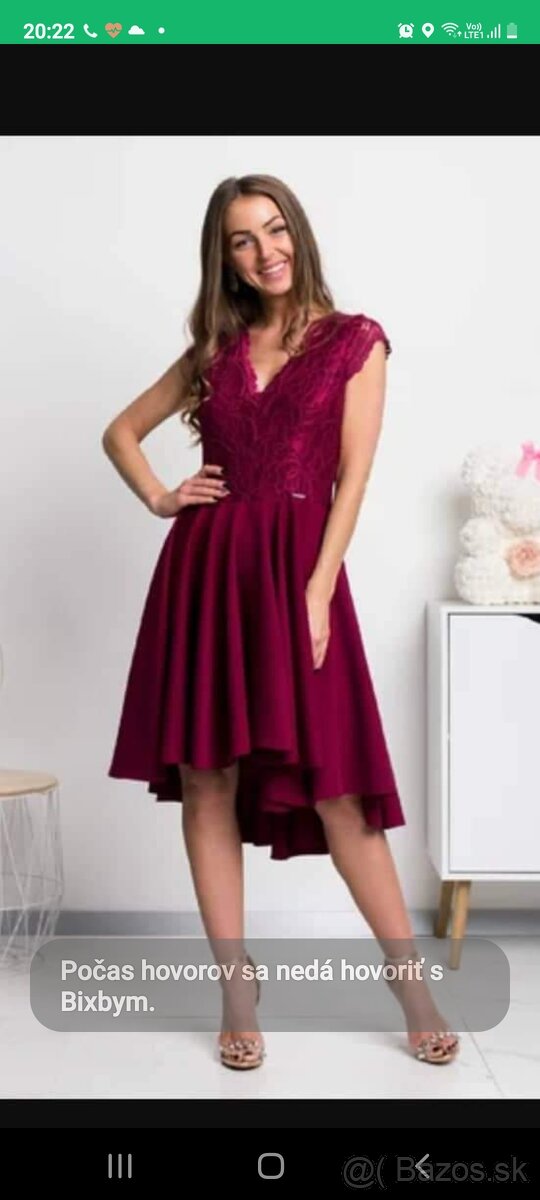 Spoločenské bordové šaty