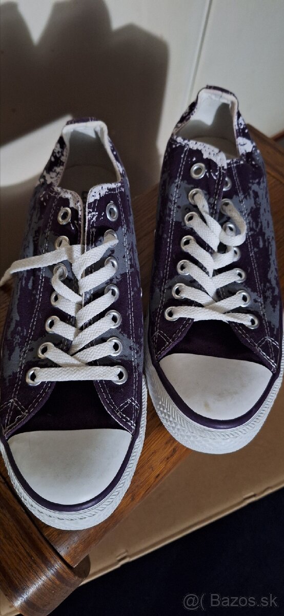 Converse 40 fialové