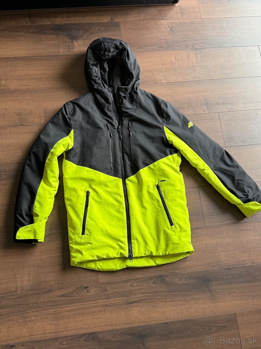 Chlapčenská lyžiarska bunda a nohavice 4F